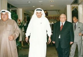 زيارة الكتور غازي القصيبي للكويت 1999
