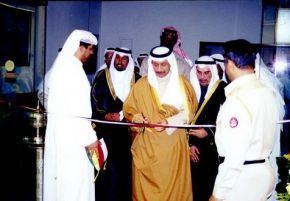     2001