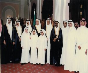 مع السفير واعضاء السفاره